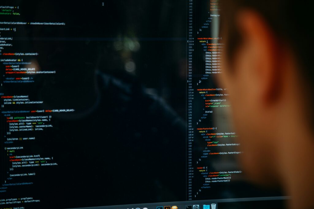 AI w pracy kreatywnej wspierająca zespół w narzędziach projektowych, audio i 3D